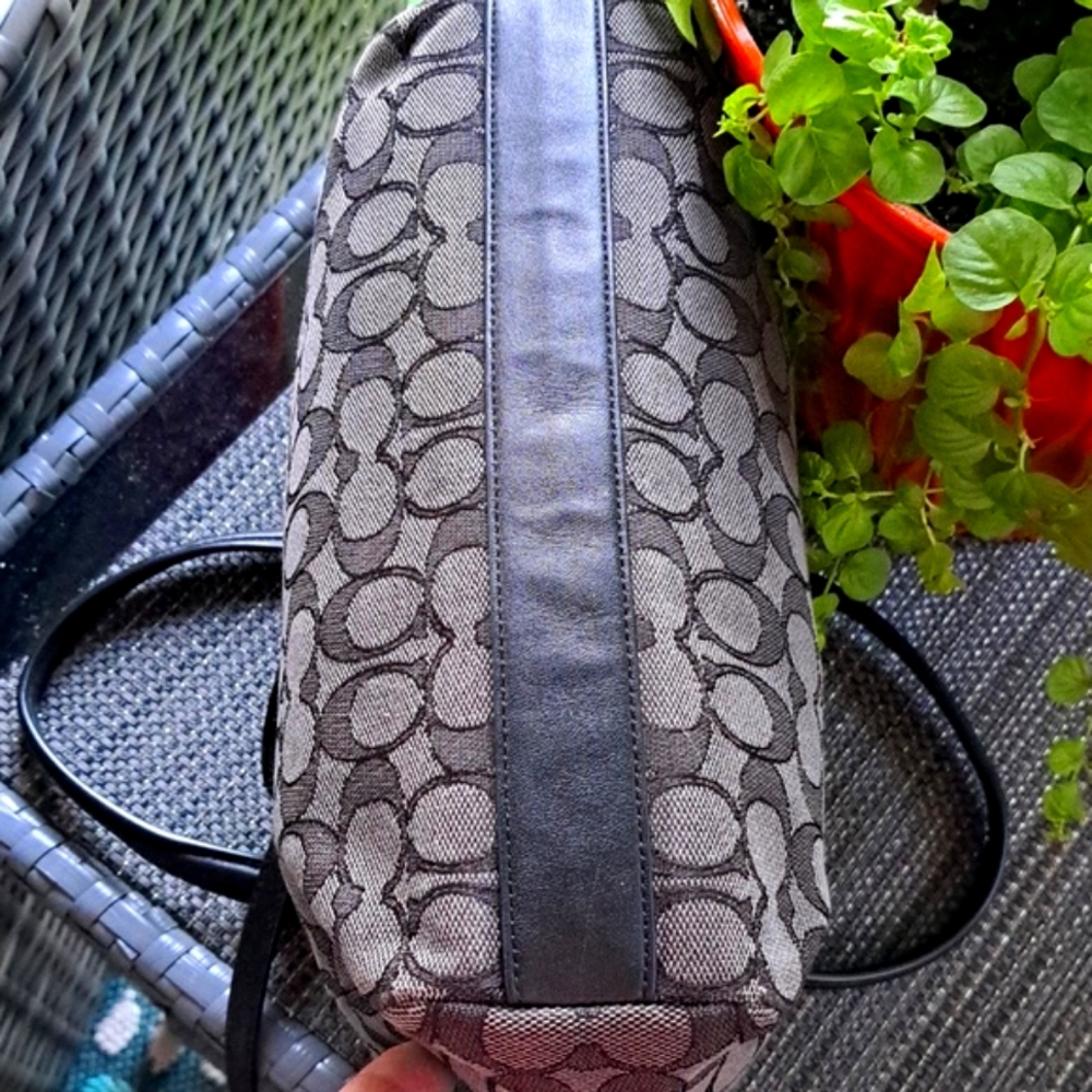COACH Prairie 36311 Black& Gray "C" Signature, Silver Hardware EC - Picture 5 of 12